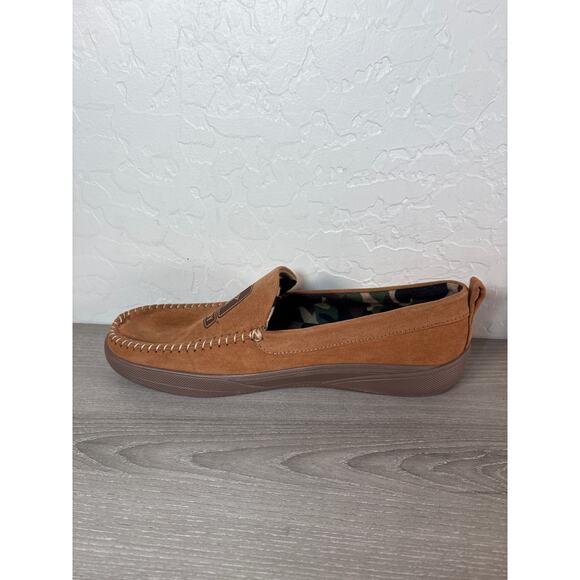 The Bradford Exchange U.S. Army Pride Men\'s Faux Suede Moccasin Sleepers- Size 9 main image 4